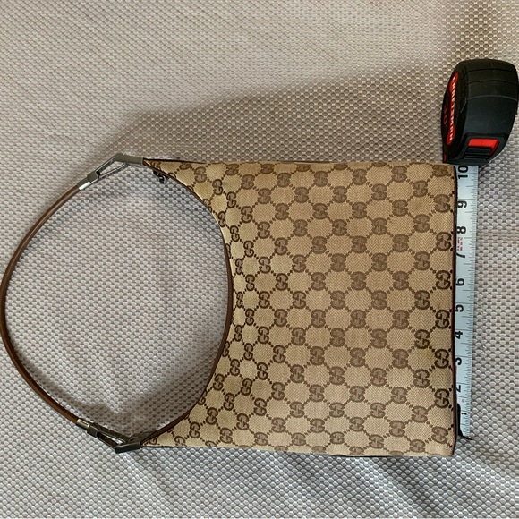 Vintage Gucci Canvas GG Shoulder Bag. - Picture 14 of 17